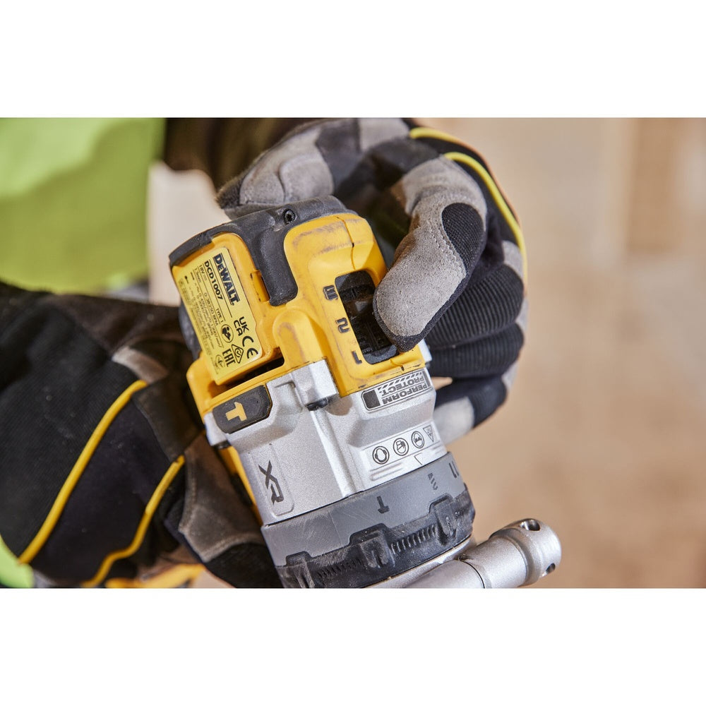 DEWALT Akku-Schlagbohrschrauber 18V / 5 Ah DCD1007H2T-QW