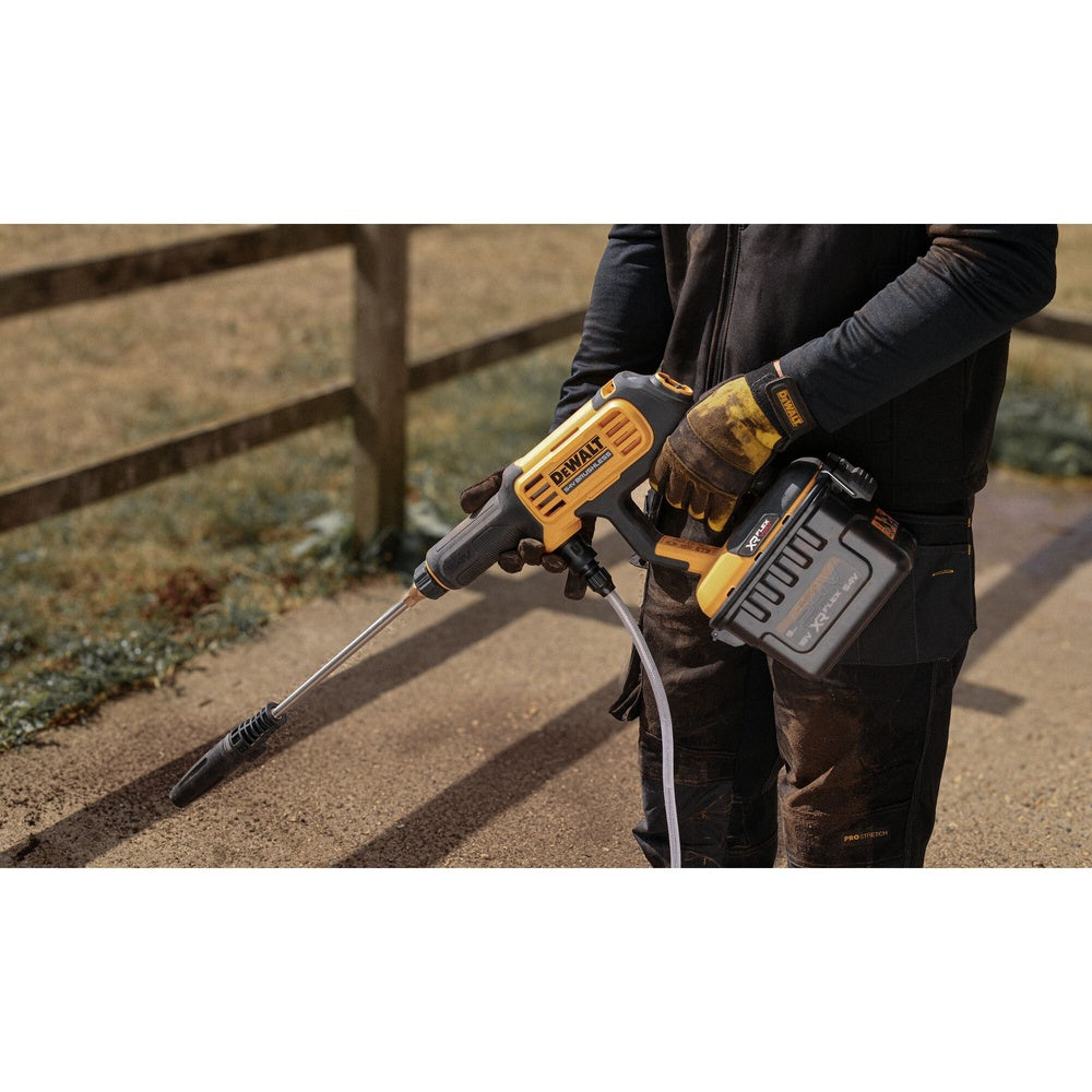 DEWALT Tragbarer Akku-Druckreiniger, 54 Volt DCMPW1000N-XJ