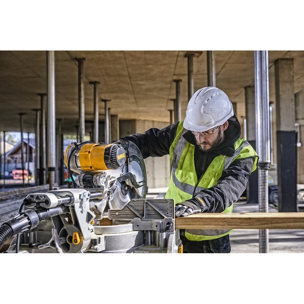 DEWALT Paneelsäge 305 mm 1675 Watt DWS780-QS