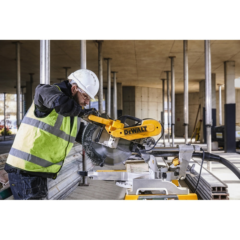 DEWALT Paneelsäge 305 mm 1675 Watt DWS780-QS