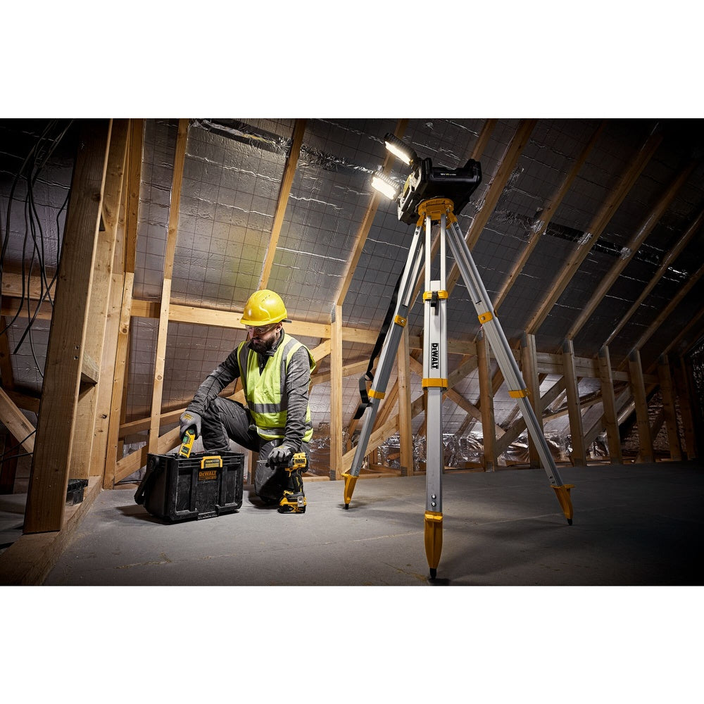 DEWALT ToughSystem Werkzeugbox mit Leuchten DWST08061-1