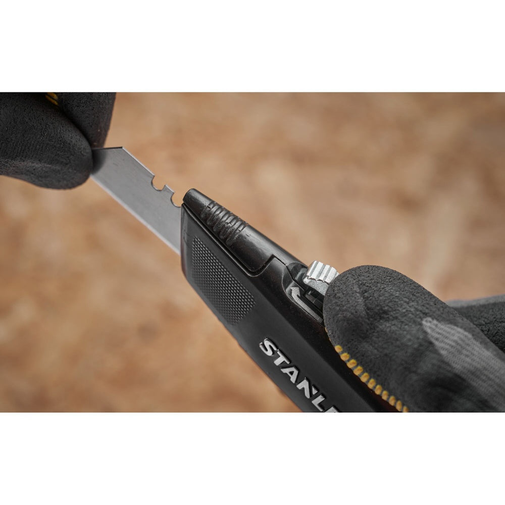 STANLEY Universalmesser schwarz FMHT10504-0