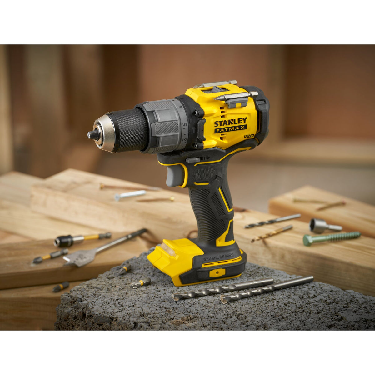 Stanley Akku-Schlagbohrsch., 18V, BL, 2x2,0Ah SFMCD726D2K-QW