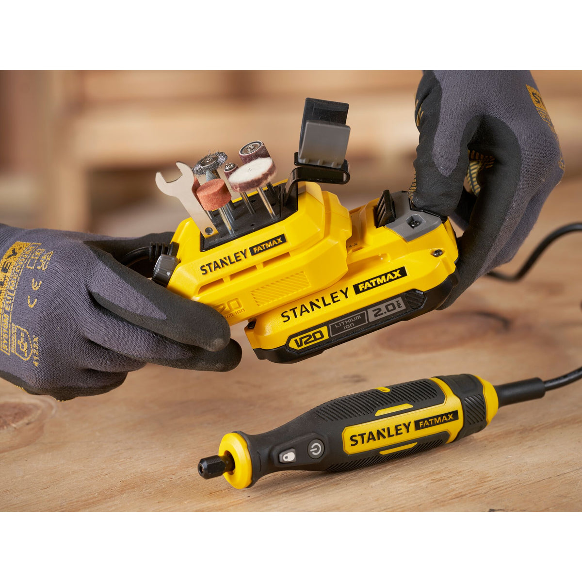 Stanley Akku-Rotationswerkzeug 18V V20, o.Akku SFMCE030B-XJ