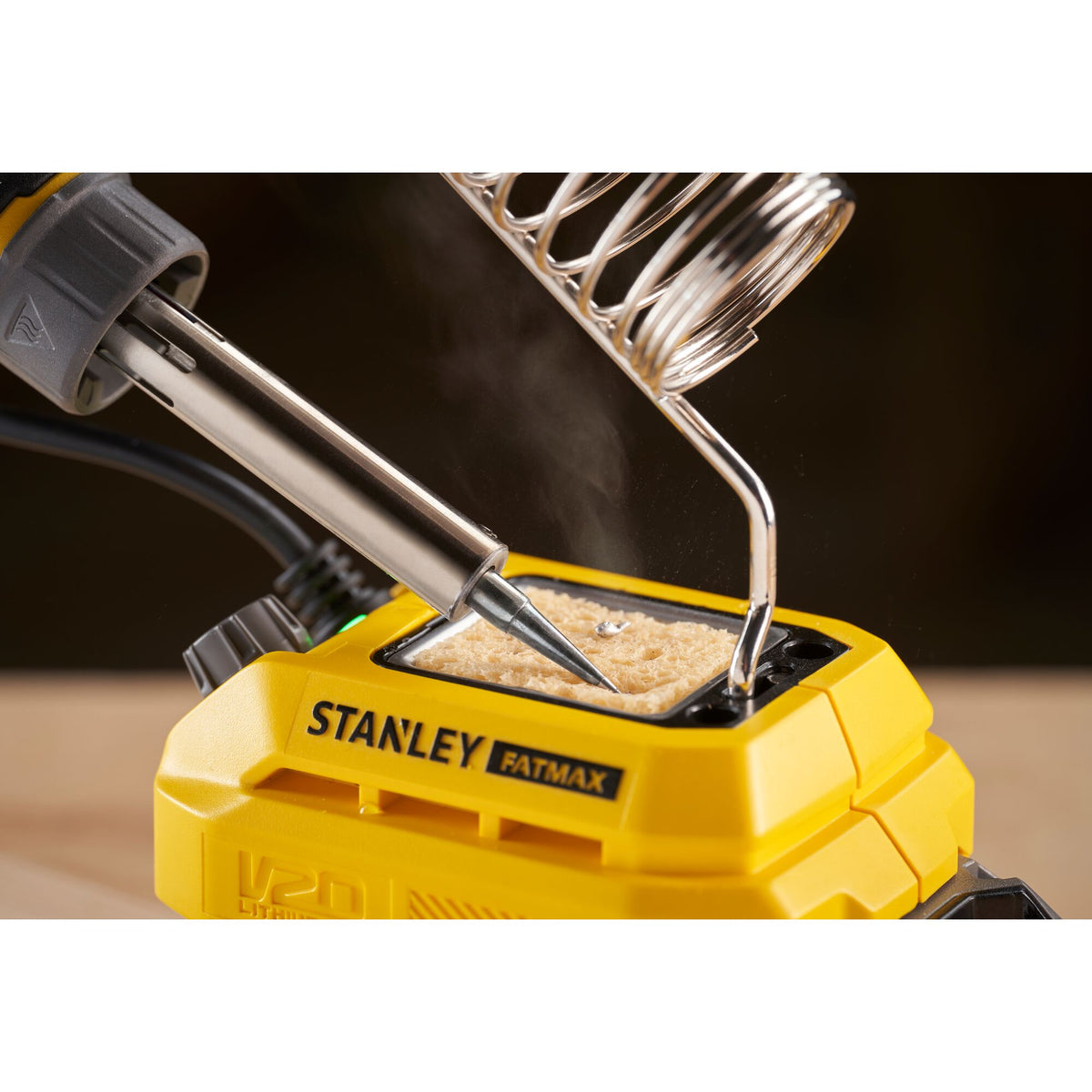 Stanley Akku-Lötkolben 18V V20, o. Akku SFMCE040B-XJ