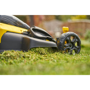 Stanley Akku-Rasenmaeher, 18V, 2x4,0Ah, BL SFMCMW2651M-QW