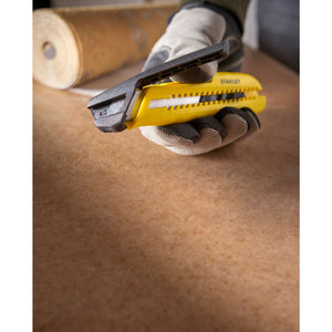 STANLEY Cutter 18mm mit Schieber STHT10489-1