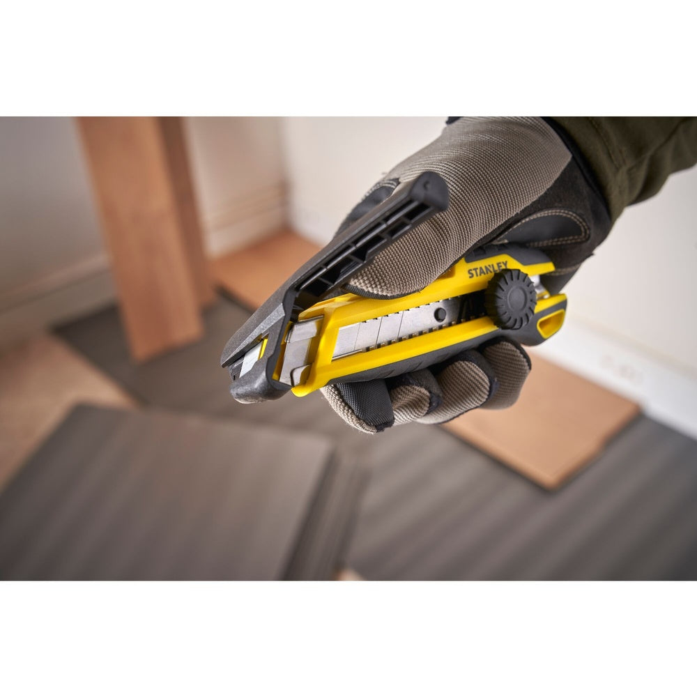 STANLEY Cutter 18mm mit Feststellrad STHT10500-0