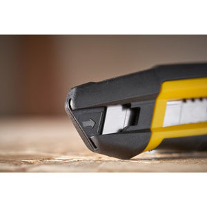 STANLEY Cutter 18mm mit Schieber STHT10501-1