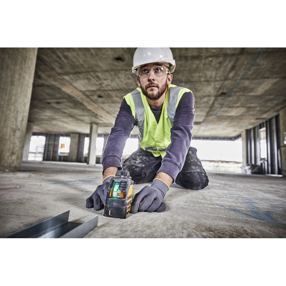 DEWALT Kreuzlinienlaser, Grün, 2x180°, Batt. DW088CG-XJ