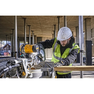 DEWALT Paneelsäge 305 mm 1675 Watt DWS780-QS