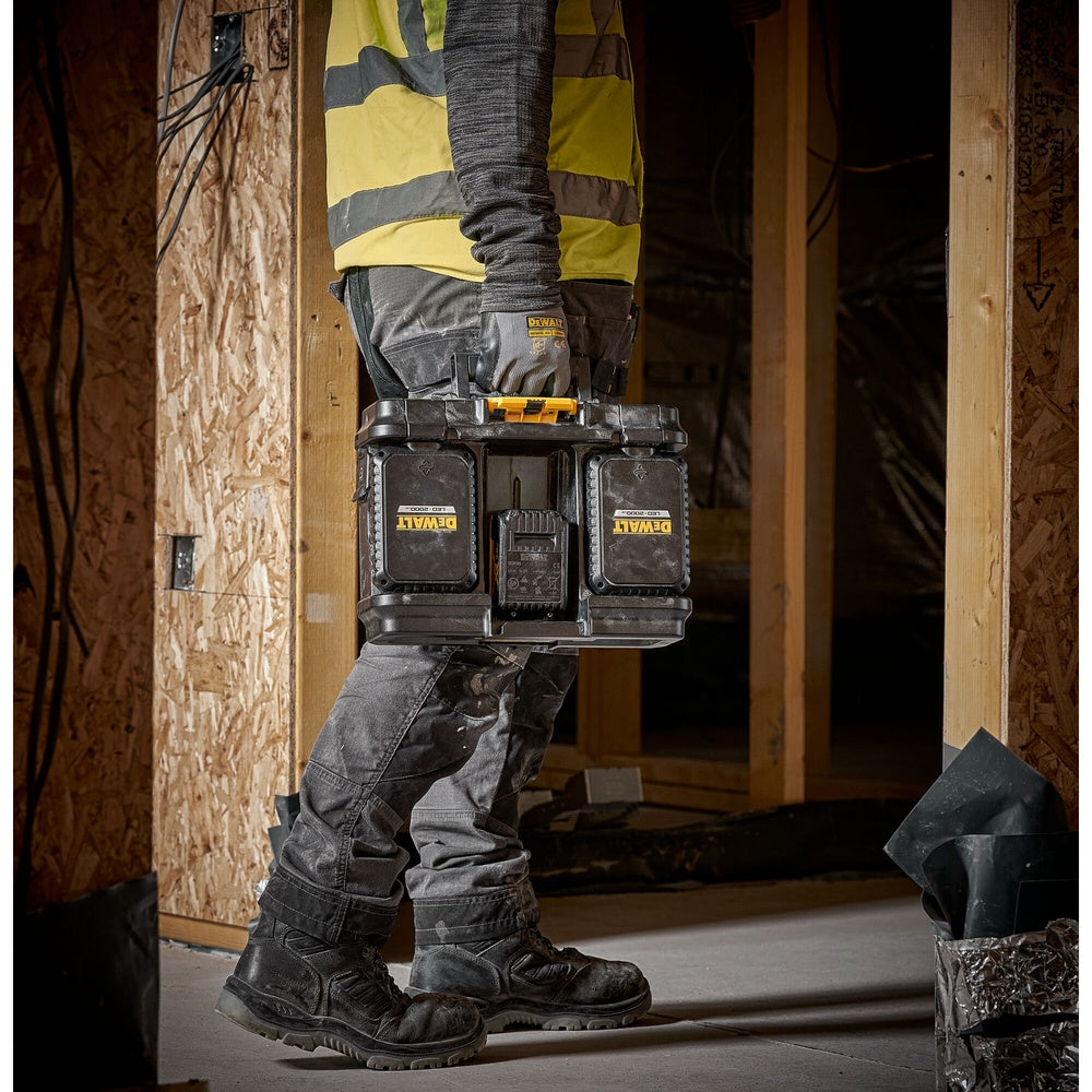 DEWALT ToughSystem Werkzeugbox mit Leuchten DWST08061-1