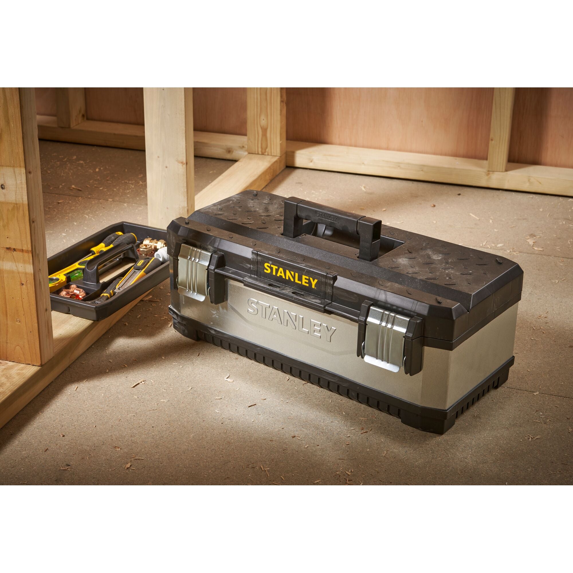 STANLEY Werkzeugbox Metall-Kunststoff, 58 cm 1-95-619