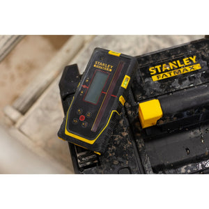 STANLEY Digitaler Empfänger, rot FMHT77652-0