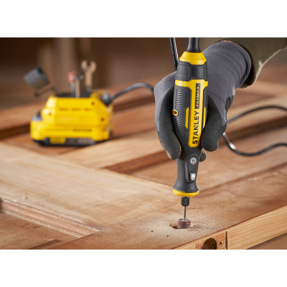 Stanley Akku-Rotationswerkzeug 18V V20, o.Akku SFMCE030B-XJ