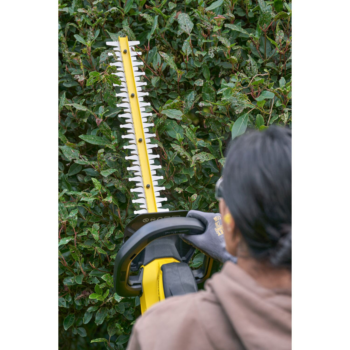 Stanley Akku-Heckenschere, 18V V20, 1x2,0Ah SFMCHT650D1-QW