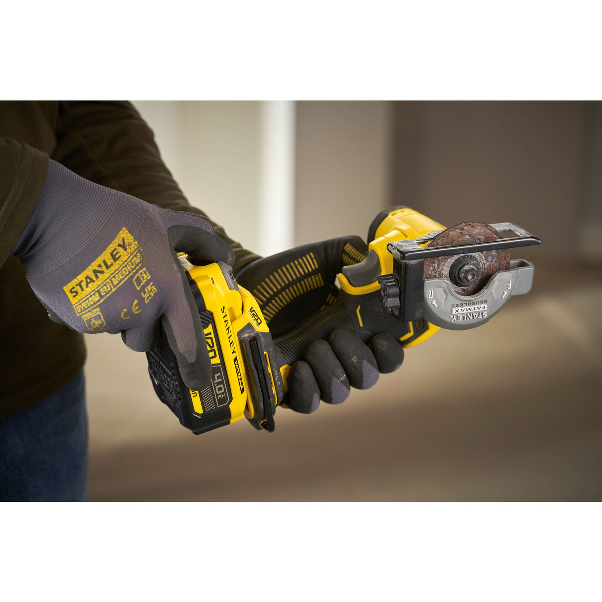 Stanley Akku-Multischneider 18V V20, 2x2Ah SFMCM300D2-QW