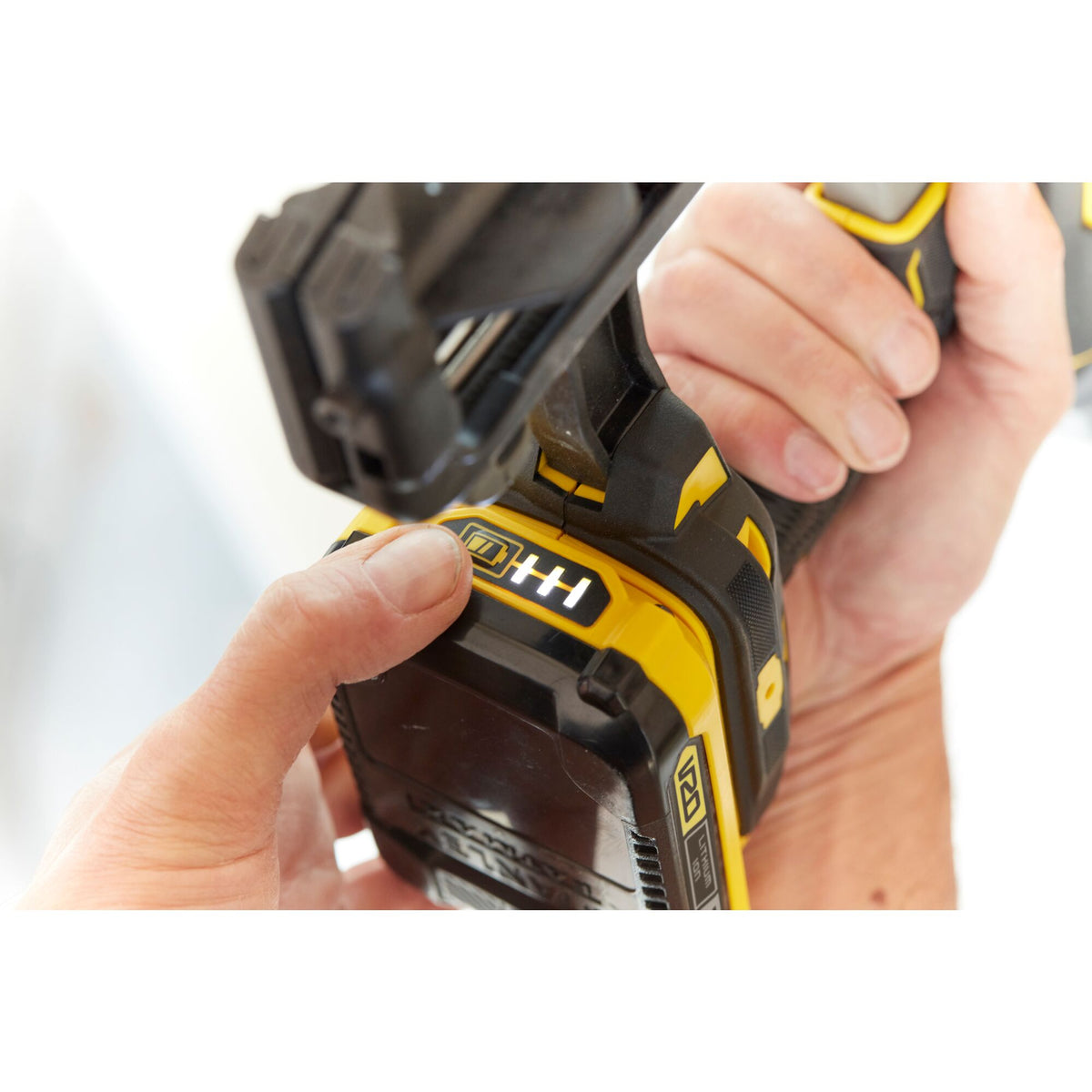 Stanley Akku-Nagler 18V V20, 16Ga, ohne Akku SFMCN616B-XJ