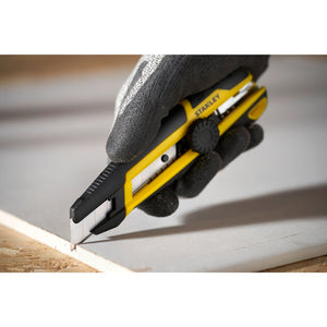 STANLEY Cutter 18mm mit Feststellrad STHT10500-0