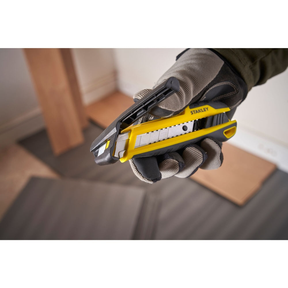 STANLEY Cutter 18mm mit Schieber STHT10501-0