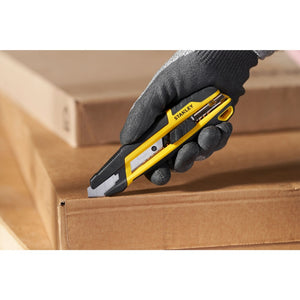 STANLEY Cutter 18mm mit Schieber STHT10501-0